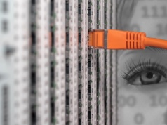 Po zachwycie przyszło rozczarowanie. Firmy, które postawiły na AI znów będą zatrudniać ludzi