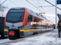 Łódzka Kolej Aglomeracyjna bije rekordy. Ponad milion pasażerów w styczniu, rośnie też popularność autobusów