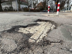 Mróz powoli odpuszcza, więc czas na łatanie ubytków w asfalcie