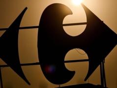 Co dalej z Carrefourem w Polsce? Grupa ujawnia plan "Carrefour 2030"