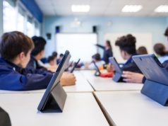 Sieć przyszłości w planach rządu. Założenia reformy Ogólnopolskiej Sieci Edukacyjnej