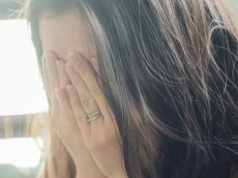 Luty to najdroższy miesiąc i nie zmieni tego podwyżka pensji. Ferie, choroby i rachunki wykańczają