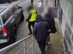 Głośne włamanie do punktu z automatami. Sprawcy nie mieli żadnych hamulców