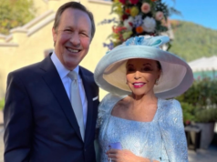 Joan Collins ma 92 lata i wciąż błyszczy. Tak świętuje 24 lata małżeństwa z młodszym o 32 lata mężem