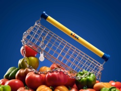 Lidl szykuje modowy hit. Oto torebka inspirowana... wózkiem sklepowym