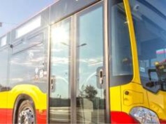Wrocław kupuje nowe autobusy: w grze Solaris, Mercedes i Irizary
