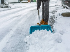 Koniec obowiązkowego odśnieżania chodników. Wszystko może się zmienić