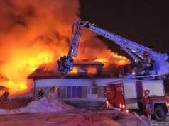 Duży pożar w miejscowości Dzierżenin