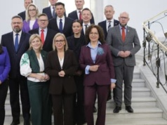 Rozłam w Polsce 2050. Klub „Centrum” Hennig-Kloski kontra „wyraziste centrum” Pełczyńskiej-Nałęcz