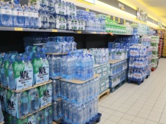 Biedronka wprowadza zmiany w systemie kaucyjnym. Jest nowy regulamin, takich butelek już nie oddasz