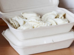 Kumulują się w ciele i niszczą wątrobę. Naukowcy wskazują winowajcę