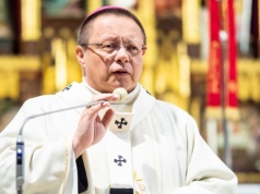 Kard. Ryś publicznie sypie głowę popiołem. "Nadużyliśmy swojej funkcji, godności, powołania"