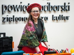 Karmel i balony na Zamku Piastowskim. Atrakcje dla dzieci w ramach akcji Wakacje w Powiecie