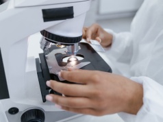 Przełom w leczeniu guzów litych? Nanopęcherzyki otwierają drogę terapiom RNA