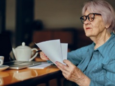 Nowe świadczenie dla seniorów? Te osoby mogłyby skorzystać