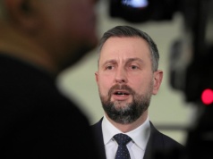 PiS żąda weta ws. programu SAFE. Kosiniak-Kamysz: Kaczyński testuje Nawrockiego