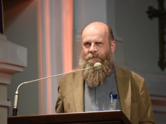 Ks. Strzelczyk: asceza to trening woli. Ćwiczę na sucho, by później zwyciężyć pokusę