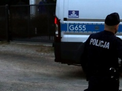 Zadzwonił na 112 i powiedział, że zabił. W domu znaleziono dwa ciała