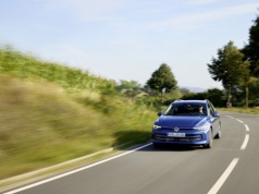 Volkswagen Golf Variant bije rekordy w polskich flotach. Do oferty dołącza nowa wersja Business