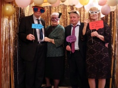 Bal Ostatkowy w Gródku z przytupem. Seniorzy pokazali, jak się żegna karnawał