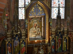 Gietrzwałd: wszelkie sugestie, jakoby korona „zniknęła”, są sprzeczne z dokumentacją