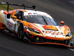 Ferrari z podium klasowym na otwarcie sezonu w Bathurst