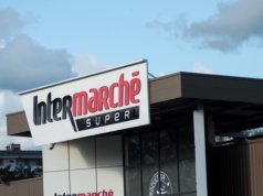 Dwa sklepy w Gdyni zamknięte z powodu zalegającego śniegu. Co dalej?