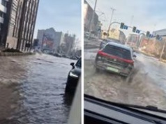 Potężna awaria we Wrocławiu. Ulica zamieniła się w rzekę