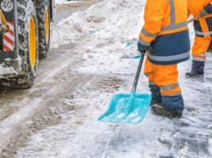 Ruch większy o 300 procent. Biznes na ludziach "pakowanych w gips"?