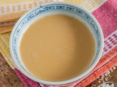 Ten napój stawia na nogi lepiej niż kawa. Rozgrzewa, wzmacnia i dodaje sił na długie godziny