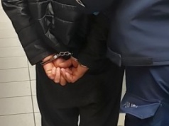 Konin: 24‑latek zatrzymany z narkotykami i bez uprawnień do kierowania