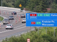 Nowe znaki drogowe od dzisiaj. Wyjaśniamy, co się zmieni. Zdjęcie po zdjęciu