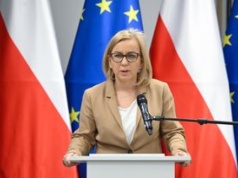 Media: pusta kasa w "Czystym powietrzu"