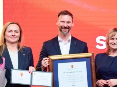 Sławosz Uznański-Wiśniewski został Honorowym Obywatelem Województwa Łódzkiego. Zdradził także, co dalej z jego karierą astronauty