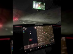 Kalifornia wygrała z Muskiem. Tesle straciły Autopilota w USA, u konkurencji autopiloty… zostały. Zyska Comma.ai?