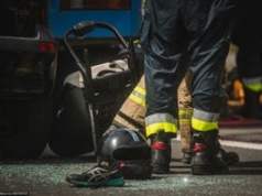 Karambol w Bełchatowie. Dwa autobusy i kilka samochodów