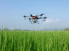 Opryski dronem bez ostrzegania? Resort szykuje ważną zmianę dla rolników