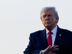 Ameryka na progu wojny z Iranem? Lotniskowce w gotowości, Trump liczy godziny