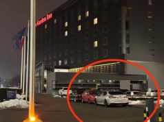 Czy prezydent Krakowa wykorzystał służbowe auto na spotkanie partyjne?