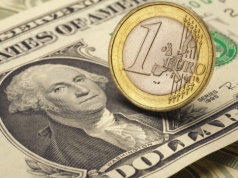 Dolar utrzymuje wysoki poziom. Euro odzyskało oddech