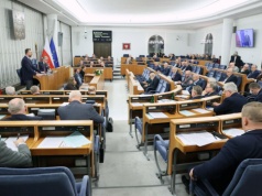 Senat zatwierdza SAFE, ale z poprawkami