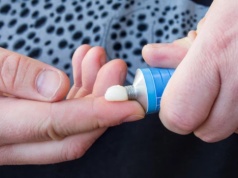 Nie potrzebujesz botoksu. Tę maść na zmarszczki kupisz w aptece za 9 zł