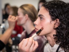 Nie wszystkie marki gwiazd odnoszą sukces. Ikona popu zamyka swój beauty-biznes