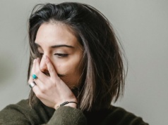 Zapytałam AI o to, co najbardziej rani w związku. Wcale nie chodzi o zdradę