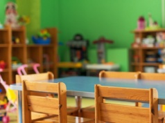 To będzie walka do krwi o każdego przedszkolaka i ucznia. Zacznie się już za chwilę