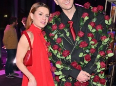 Co on na siebie włożył? Gwiazda TVP zszokowała swoim strojem