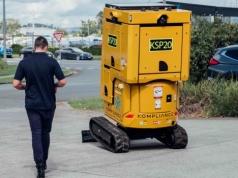 Myślisz, że to zwykła koparka? To lepiej zdejmij nogę z gazu…