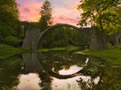 Wygląda jak z filmu, a znajduje się tuż przy granicy. Krajobrazy zapierają dech