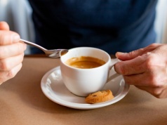 Osoby długowieczne piją ją codziennie. Może wspierać zdrowie i serce