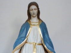 Dorobili buty Matce Boskiej? Stanowcza reakcja sanktuarium w Gietrzwałdzie